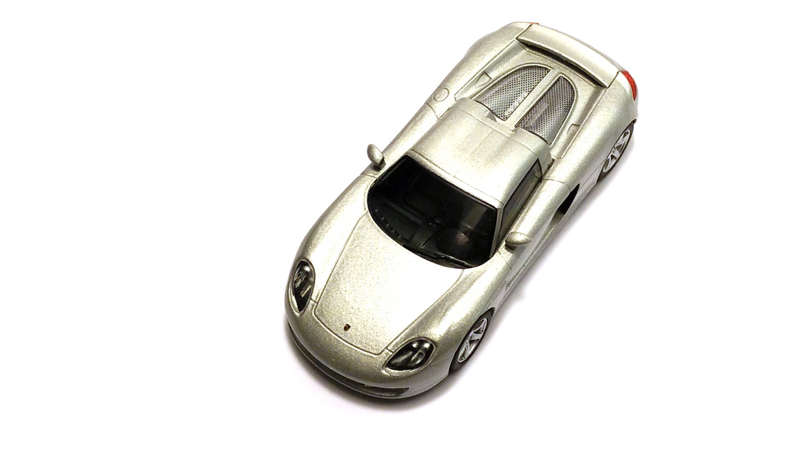 Illustration for article titled LaLD Car Week - Teutonic Tuesday: Porsche Carrera GT